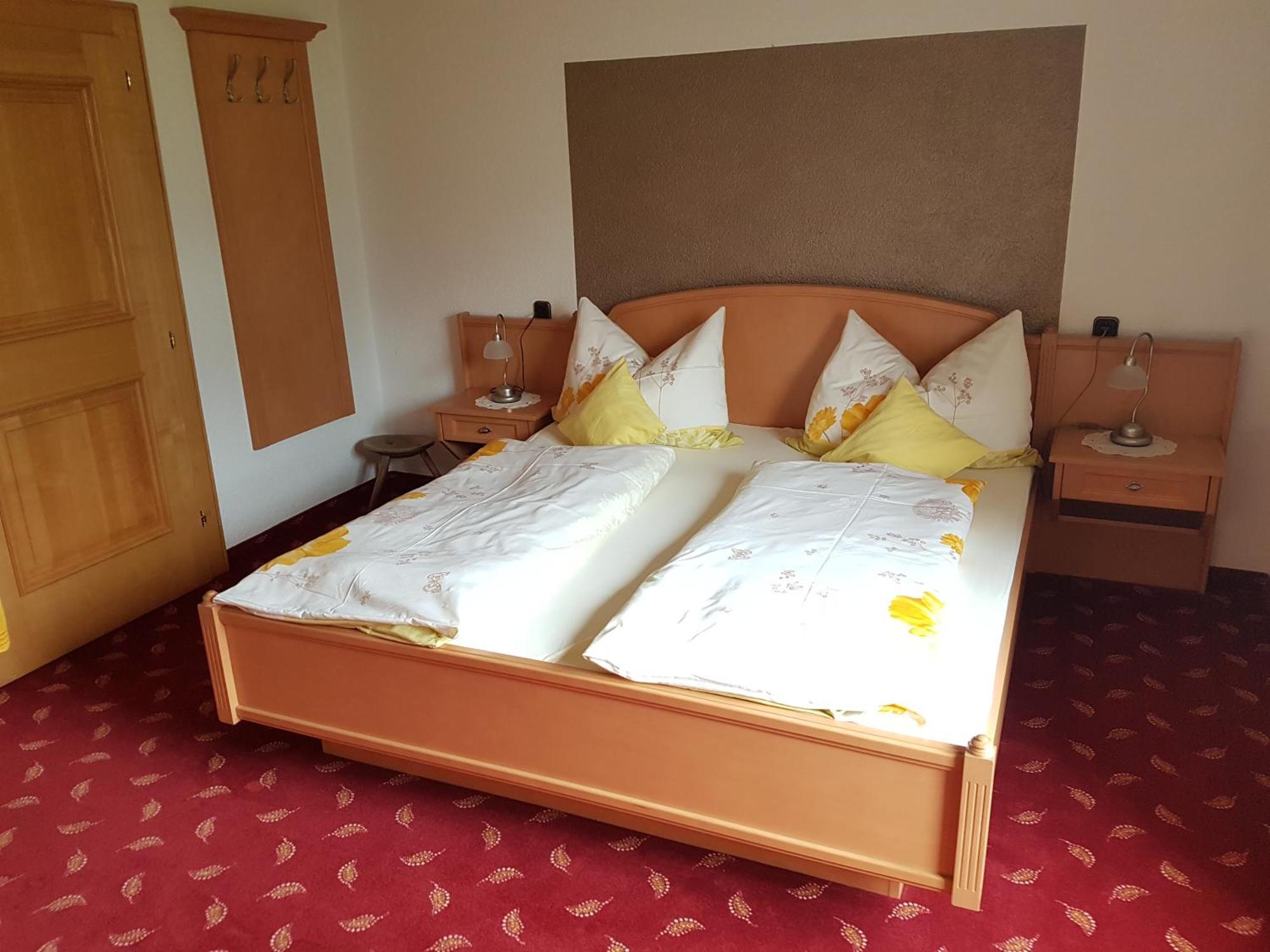 Hotel Haus Deutinger Piesendorf Pokoj fotografie